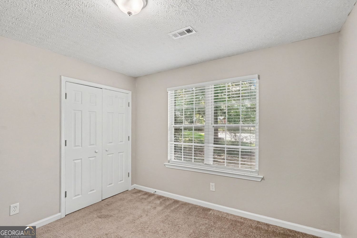 240 Spring Circle Property Photo 10