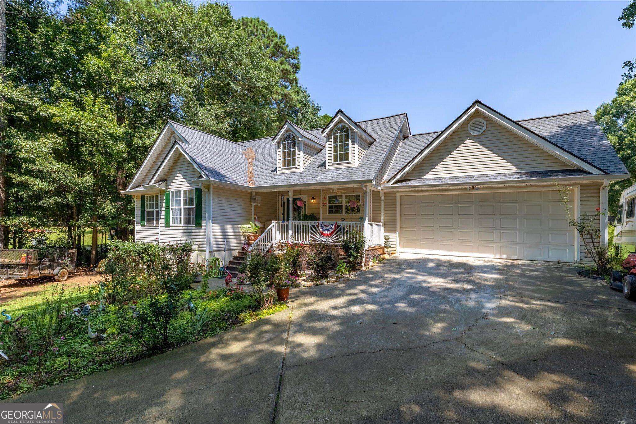 598 Holders Siding Road Property Photo 4