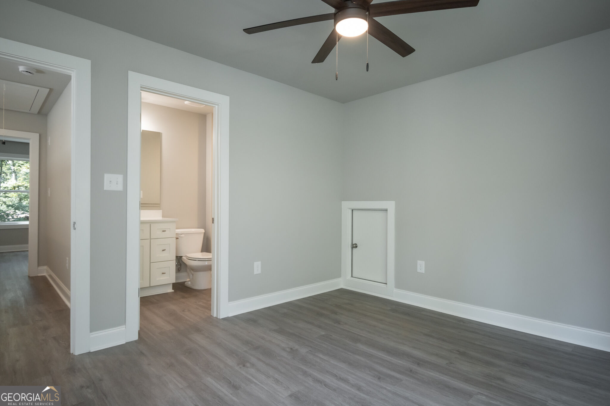 380 University Circle Property Photo 37