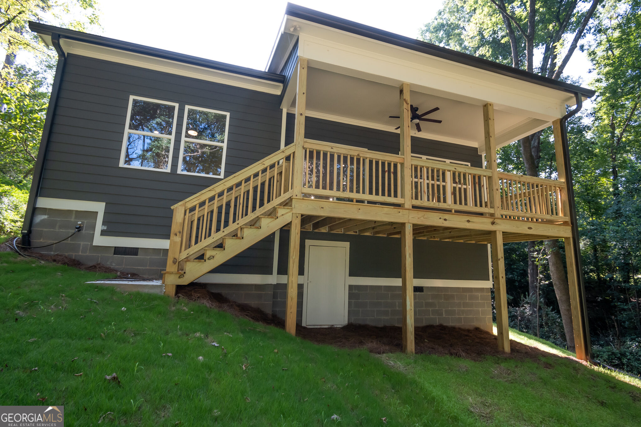 380 University Circle Property Photo 57