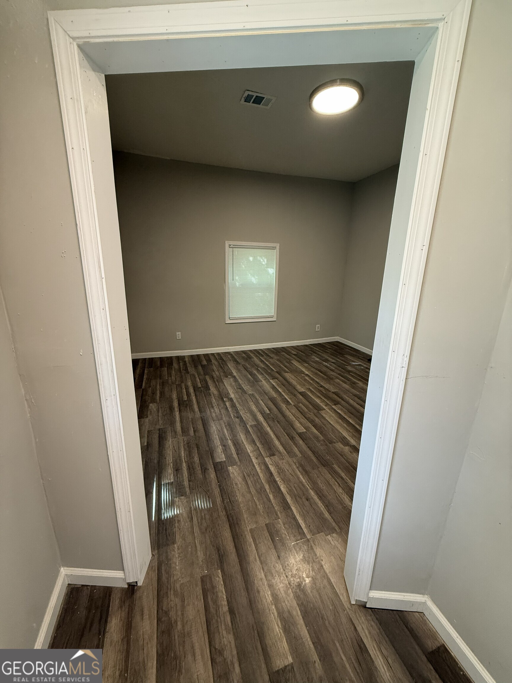 958 Emory Avenue Property Photo 6