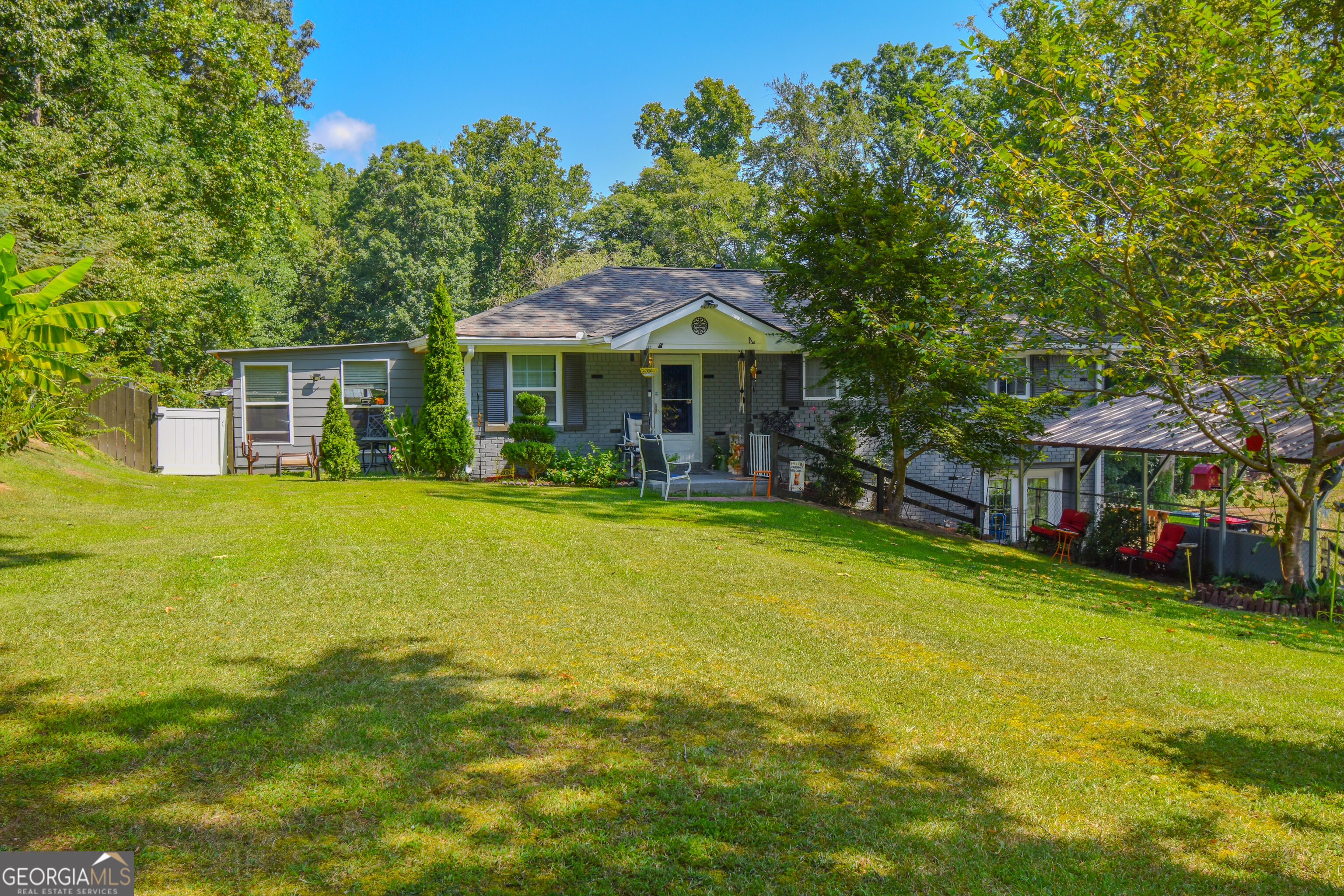 4487 Donegal Circle Property Photo 2