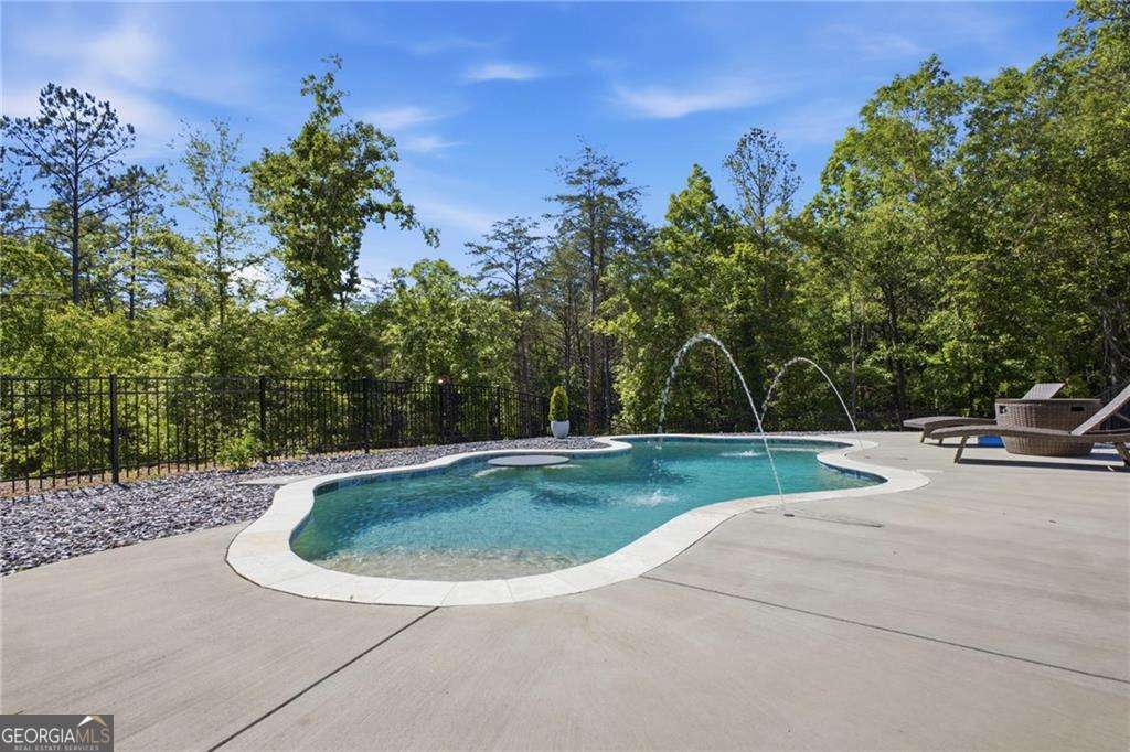 16 Mountain Creek Trail Ne Property Photo 8