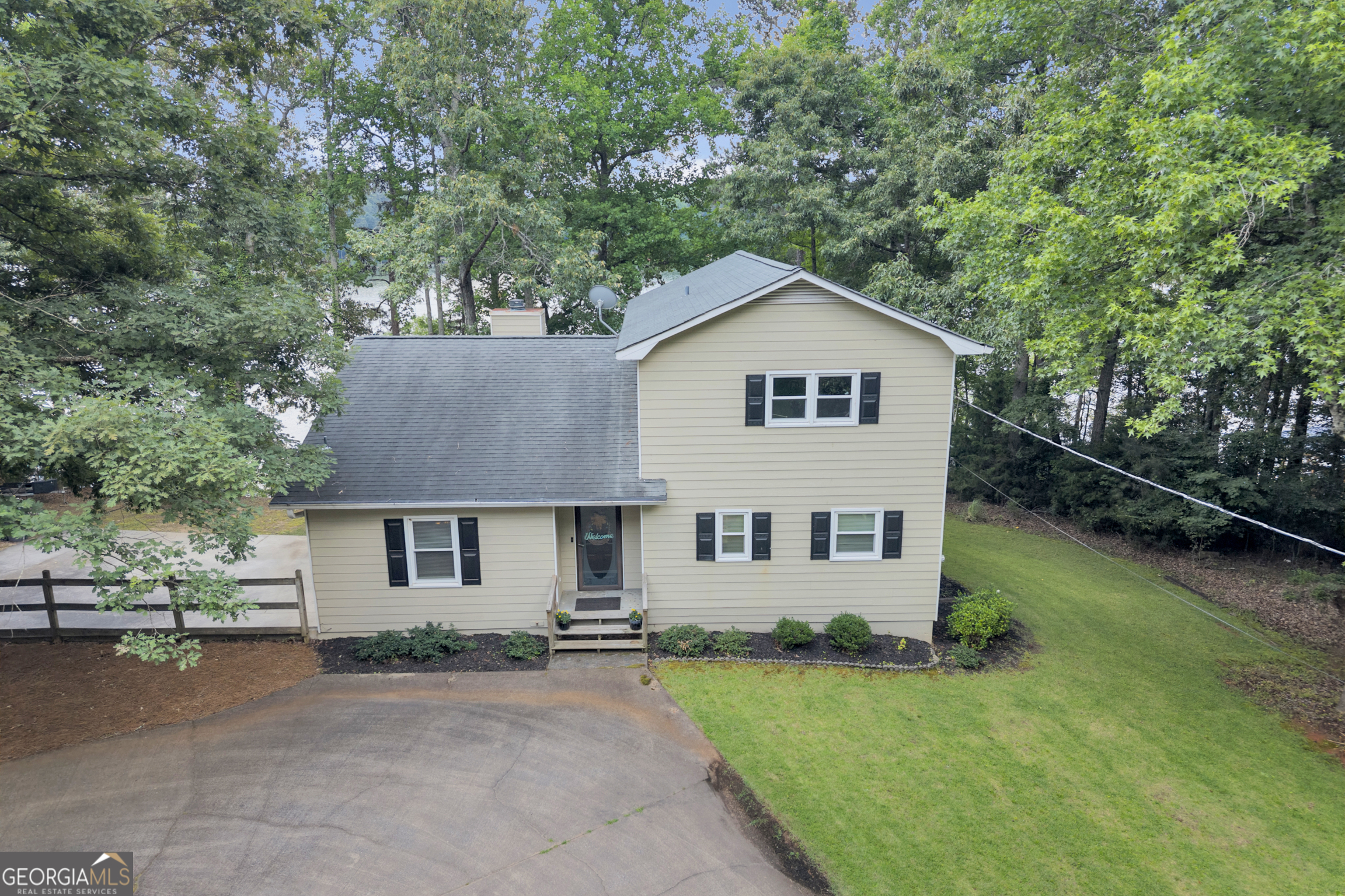 125 Cardinal Point Property Photo 2