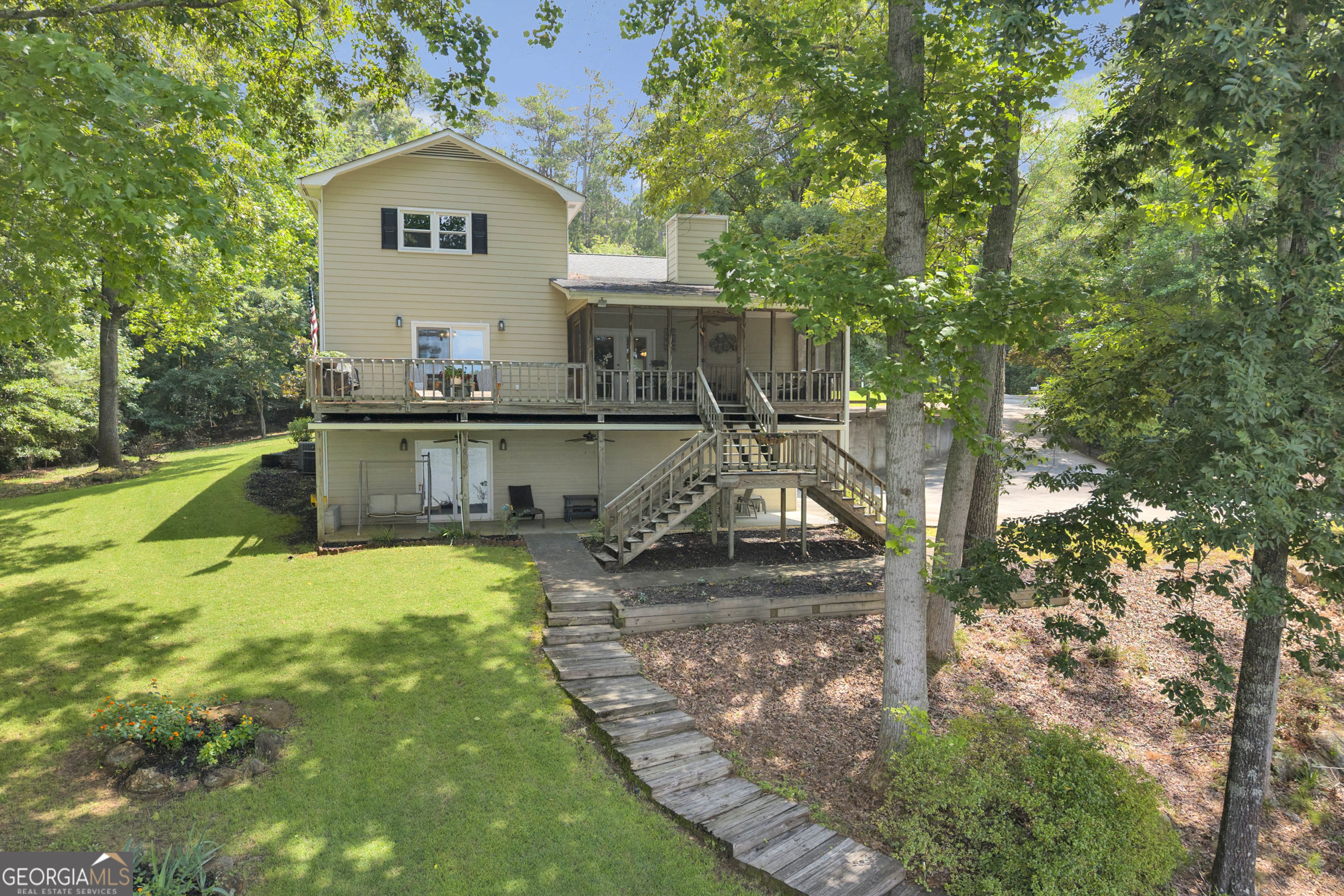 125 Cardinal Point Property Photo 3