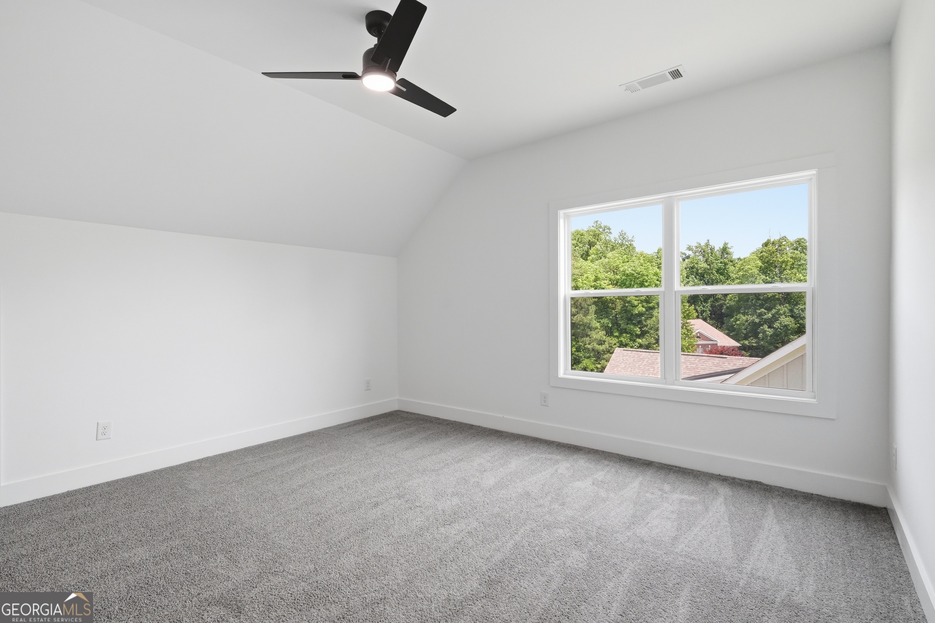 5676 Meadow View Drive Property Photo 37