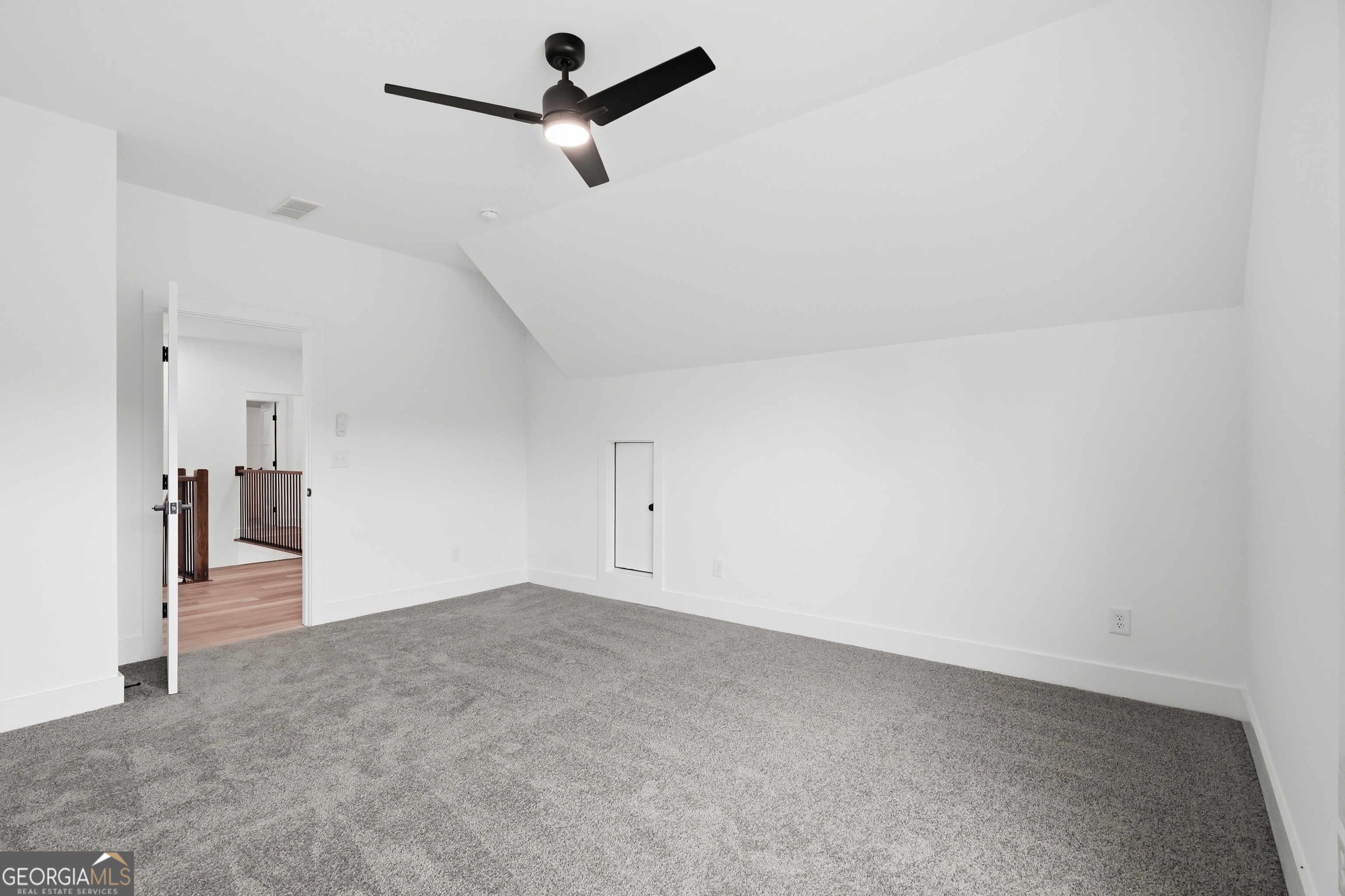 5676 Meadow View Drive Property Photo 38