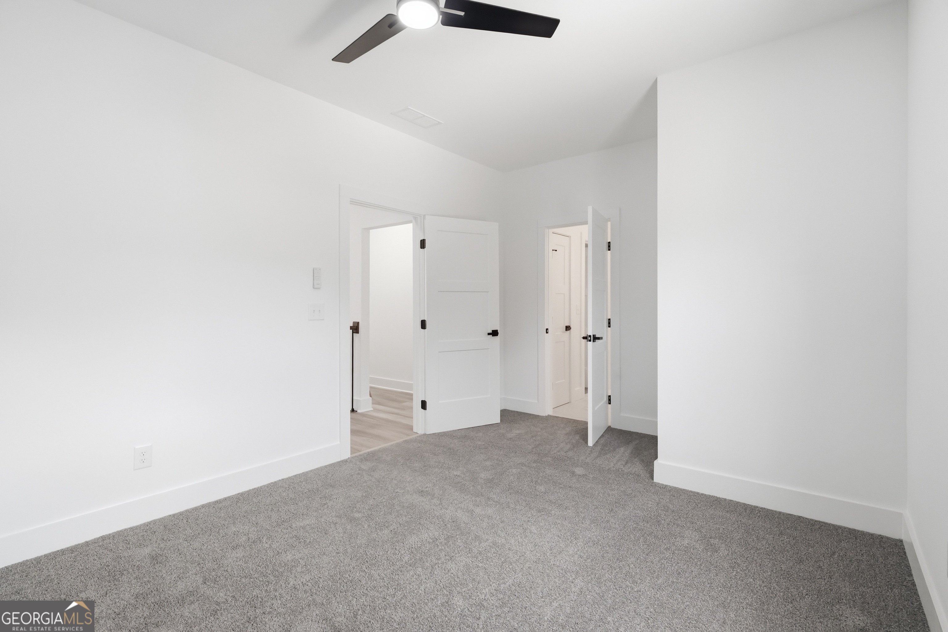 5676 Meadow View Drive Property Photo 40