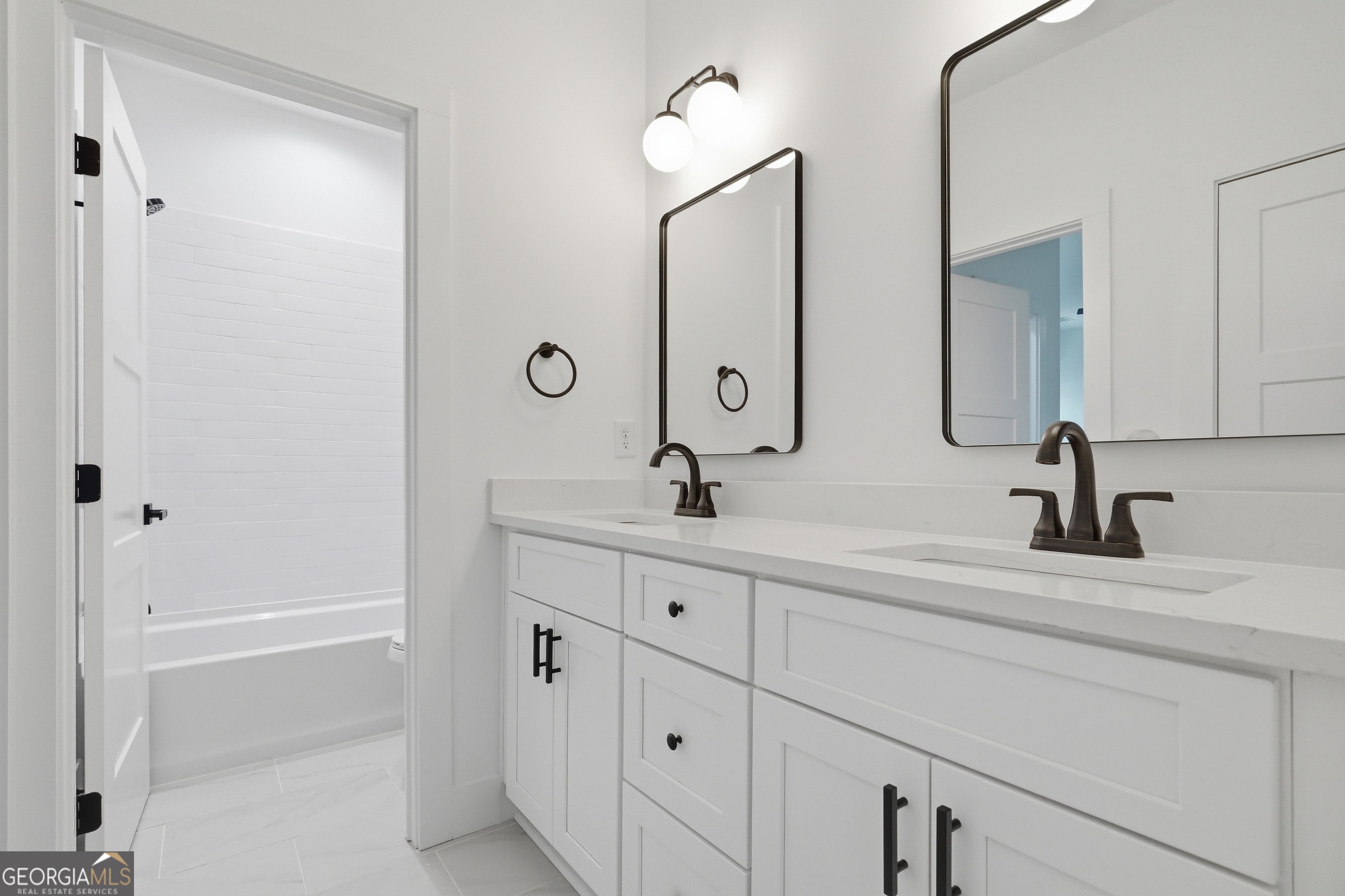 5676 Meadow View Drive Property Photo 42
