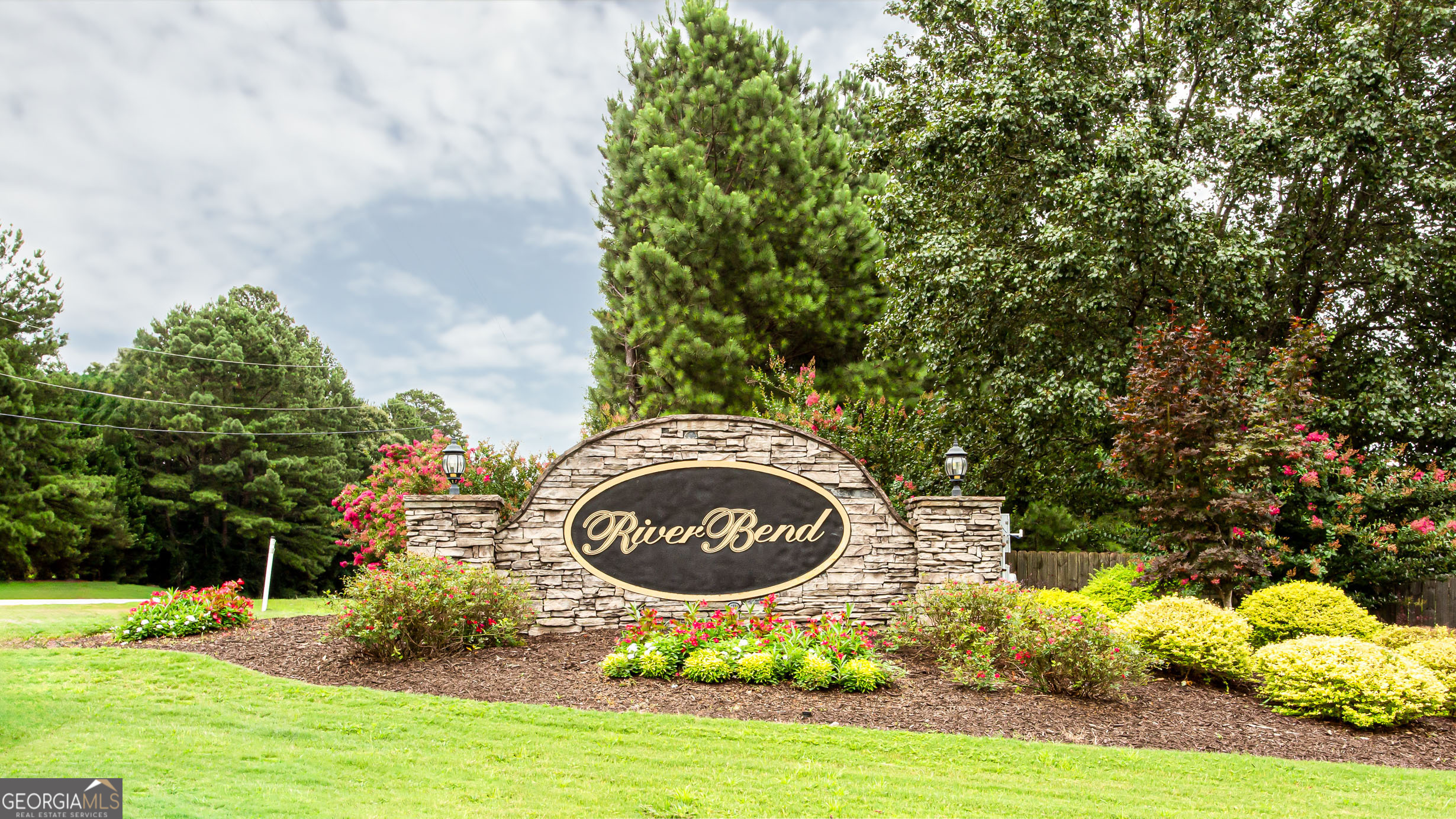 2436 Sky Valley Drive Property Photo 8