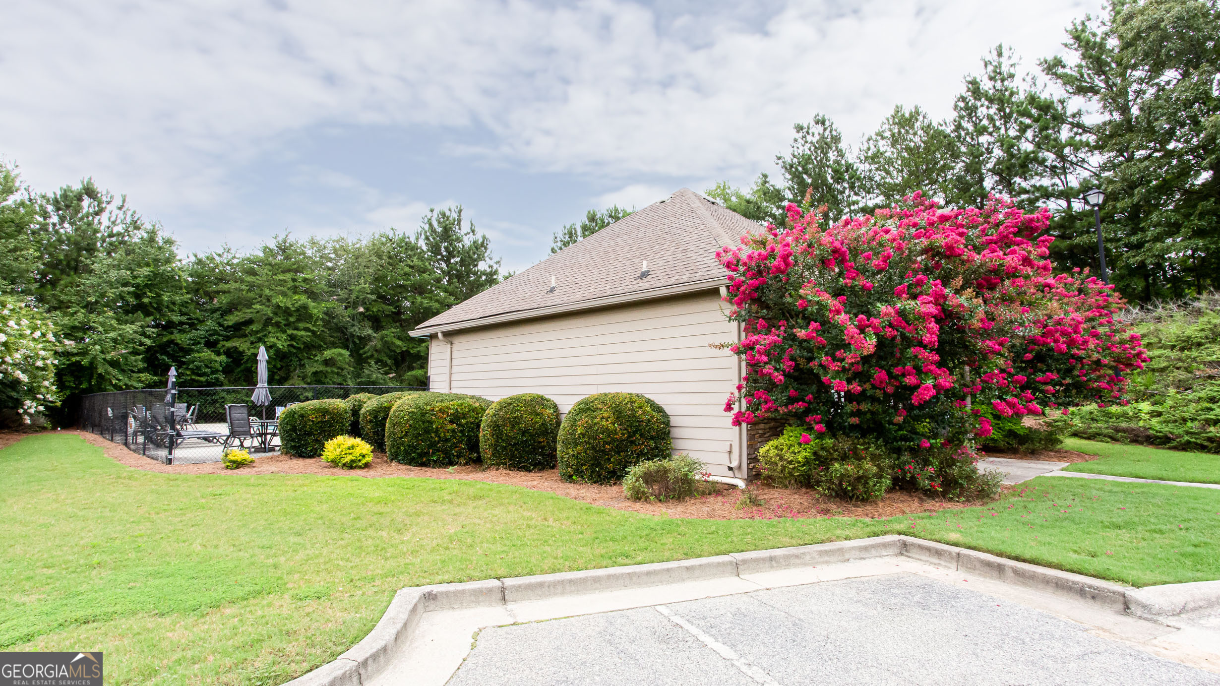 2436 Sky Valley Drive Property Photo 9