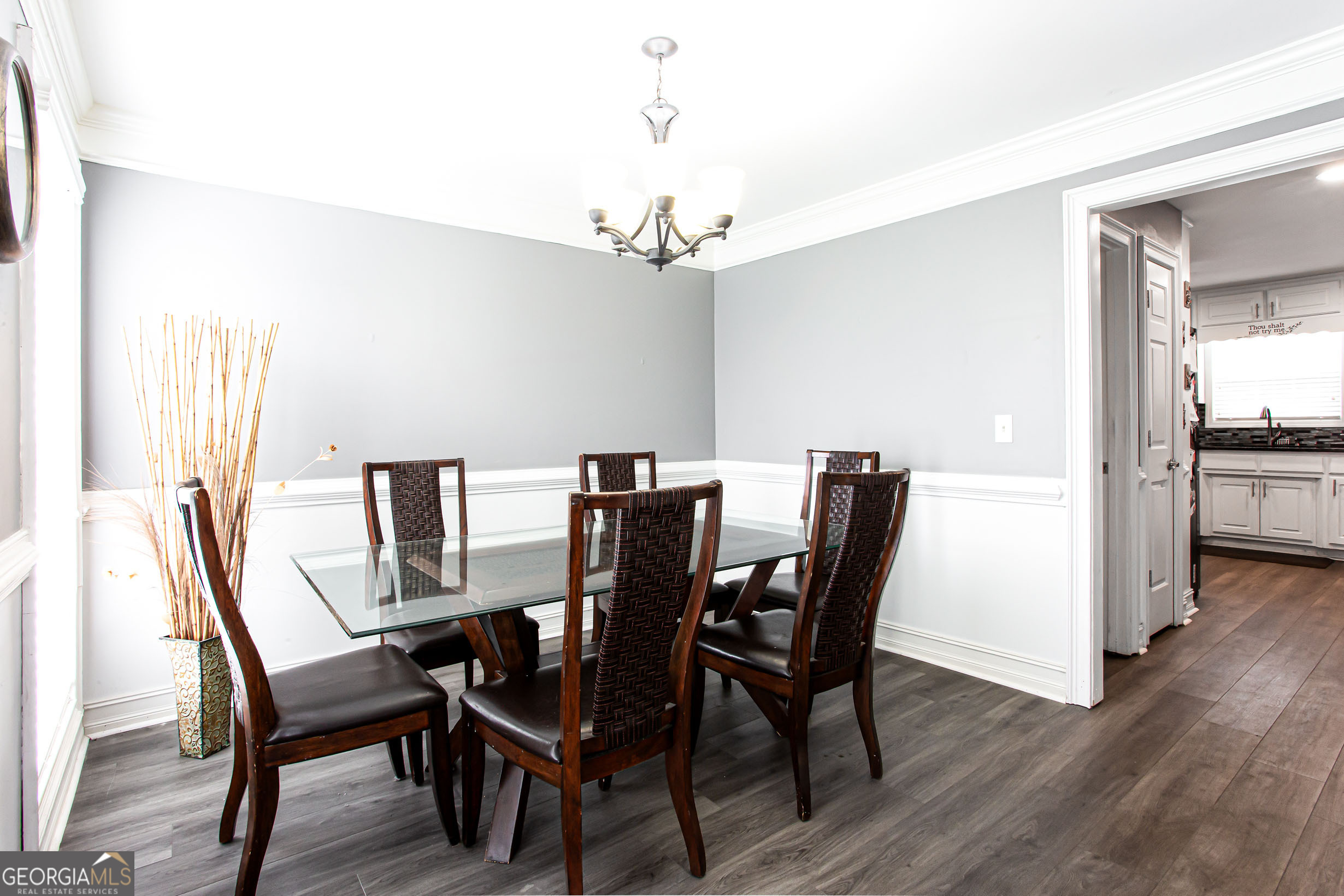 2436 Sky Valley Drive Property Photo 16