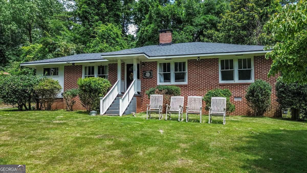 208 Briarcliff Road Property Photo 1