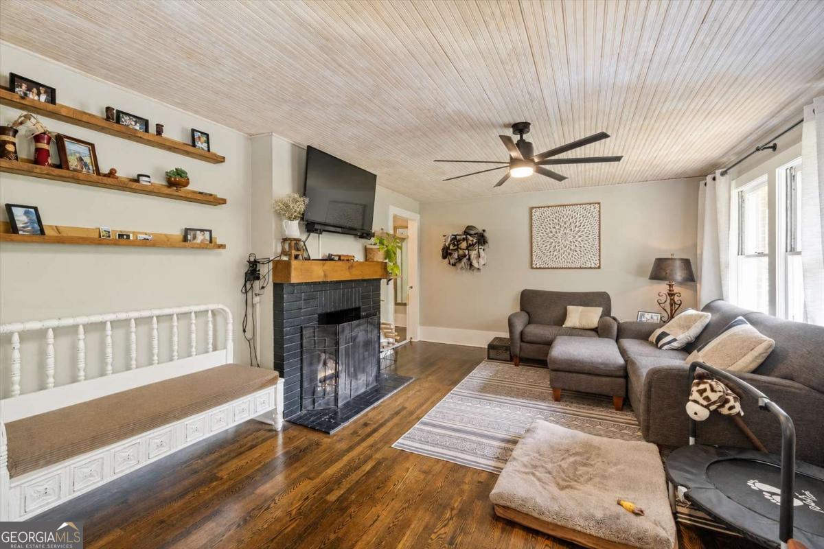 208 Briarcliff Road Property Photo 5
