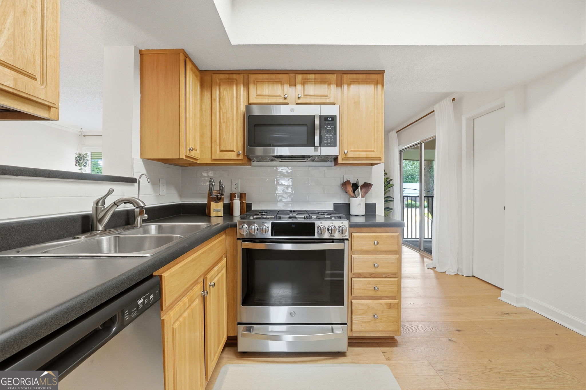 3301 Henderson Mill Road # S4 Property Photo 8