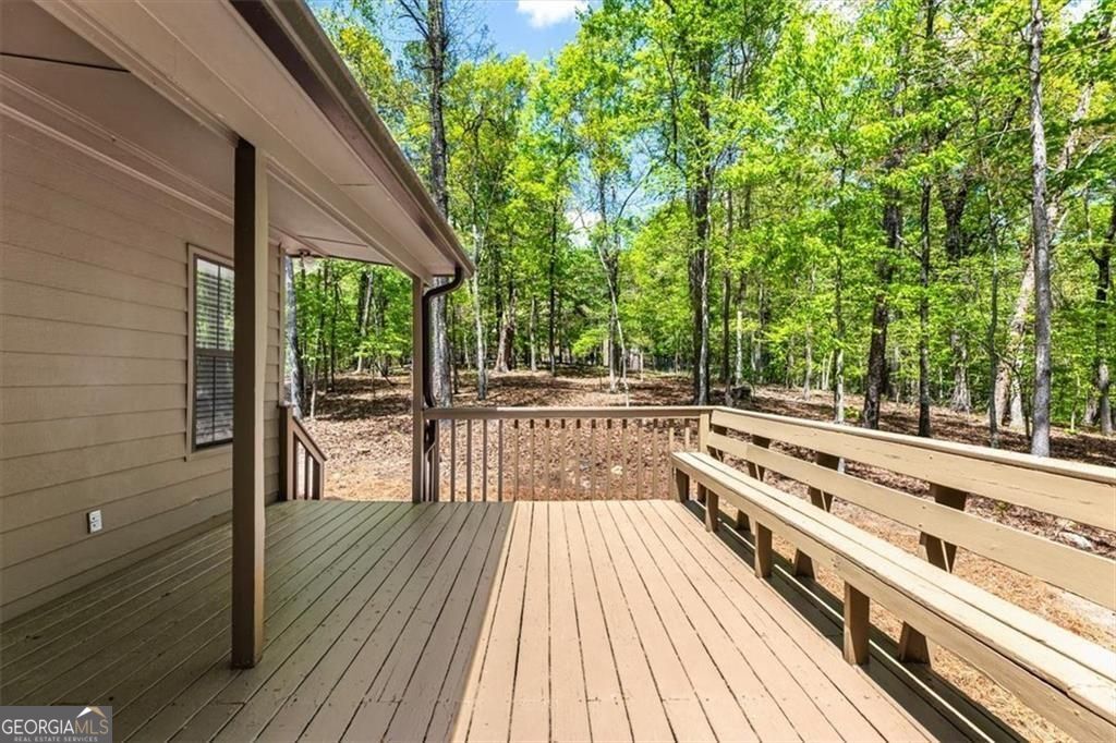 190 Red Coat Pass Property Photo 39