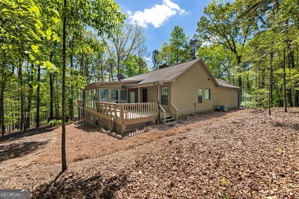 190 Red Coat Pass Property Photo 40