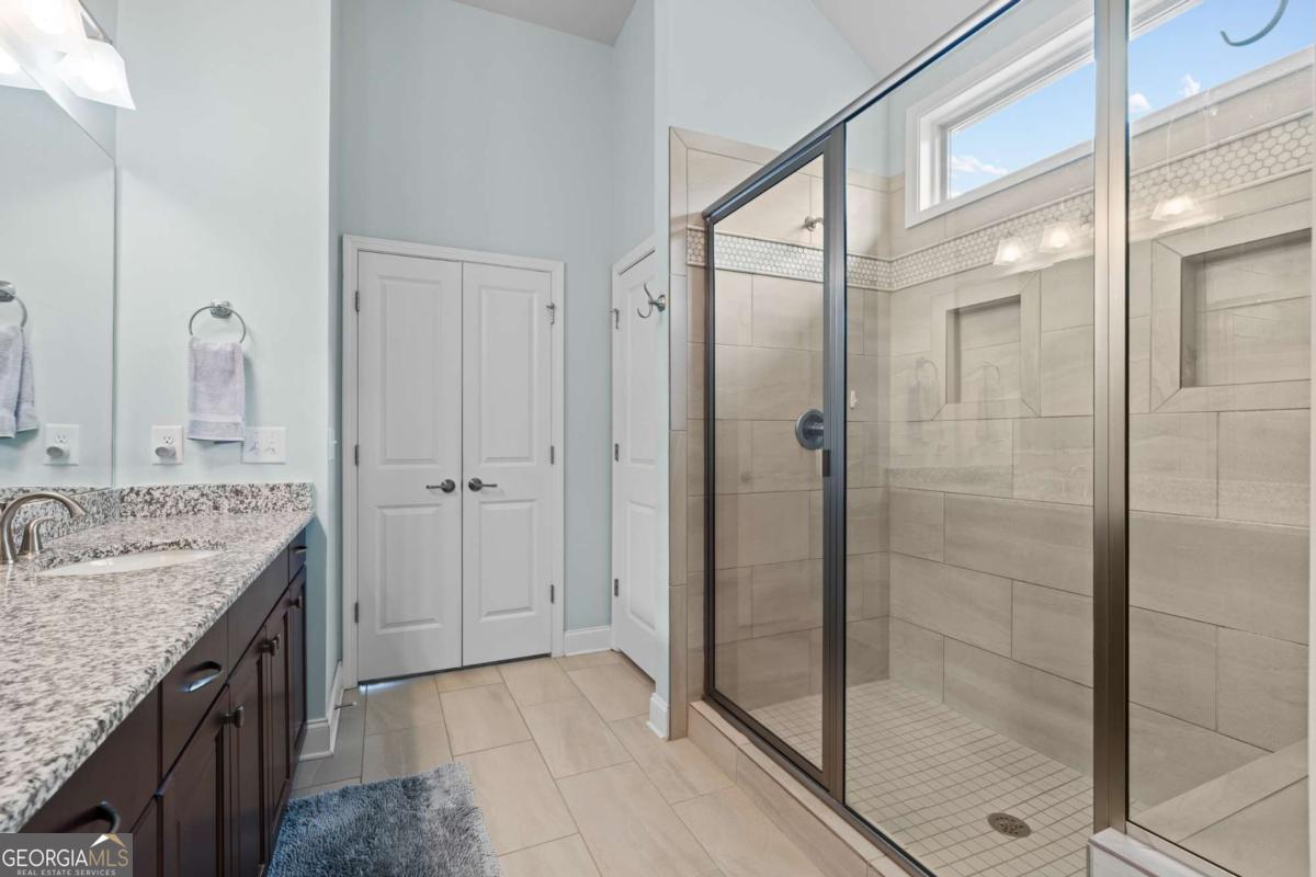 4725 Amble Trace Property Photo 16
