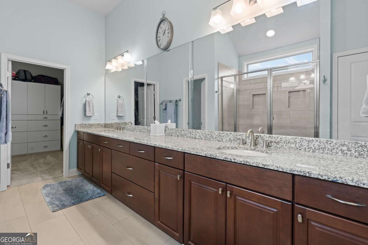 4725 Amble Trace Property Photo 17
