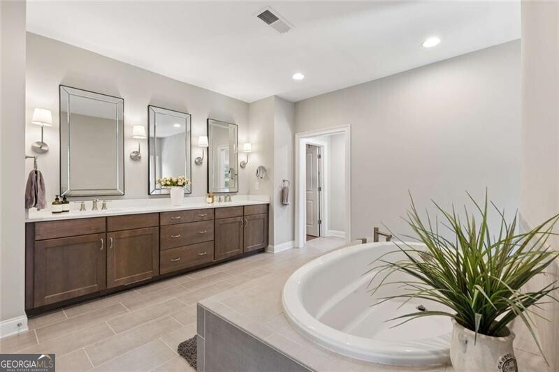 1060 Kent Court Property Photo 36
