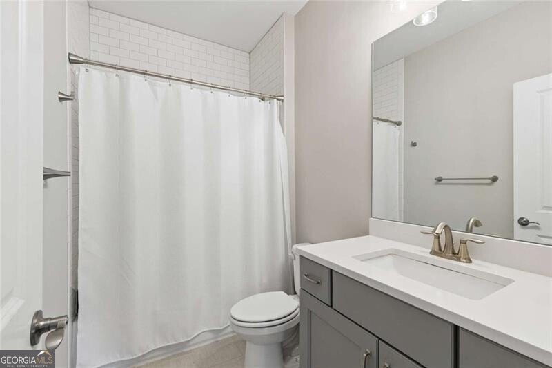 1060 Kent Court Property Photo 46