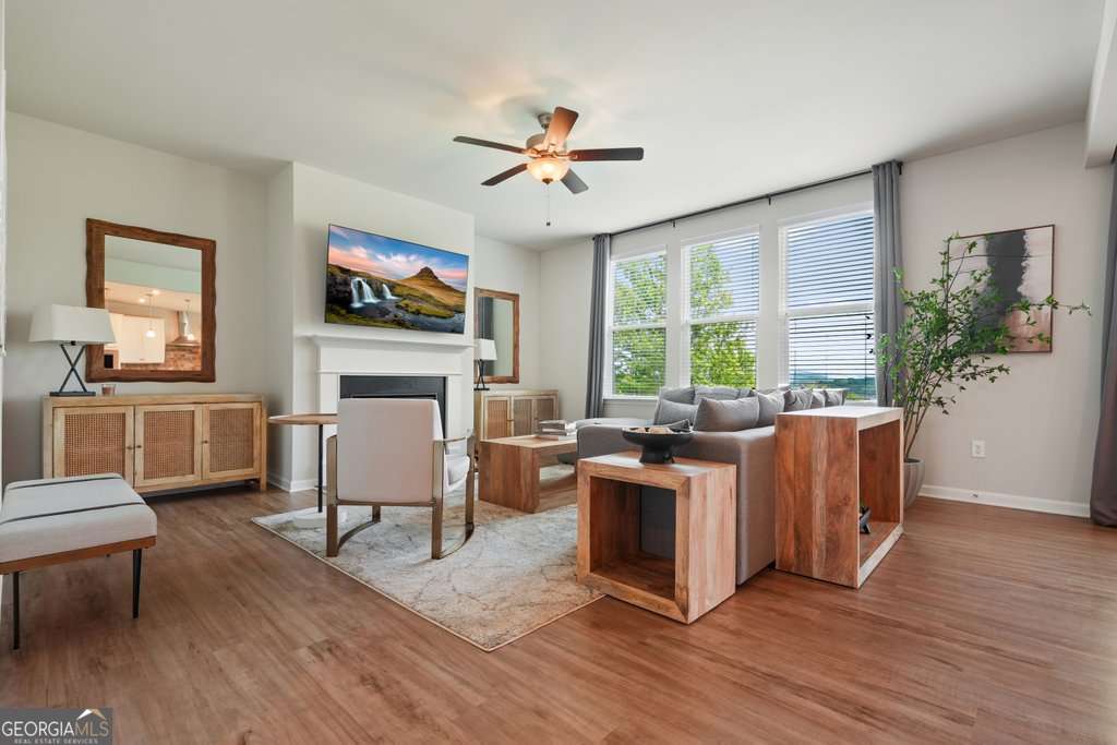 11 Running Terrace Way Property Photo 2