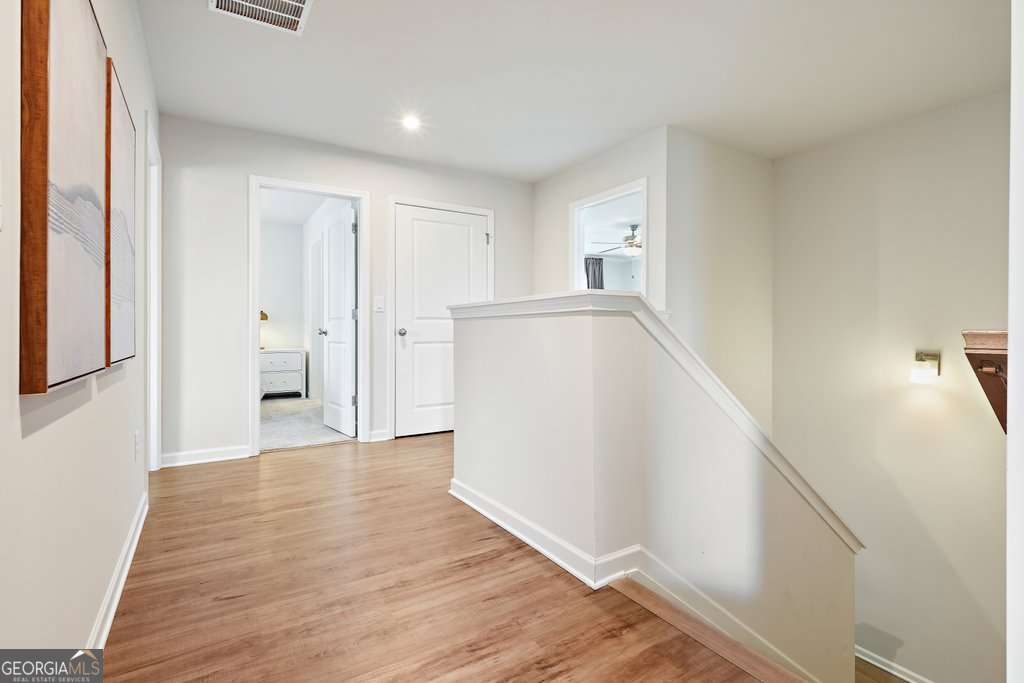 11 Running Terrace Way Property Photo 32