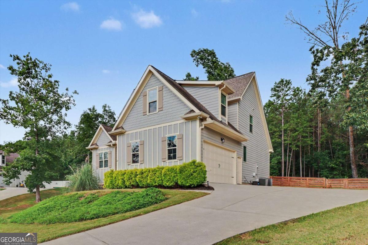 64 Blandwood Drive Property Photo 3