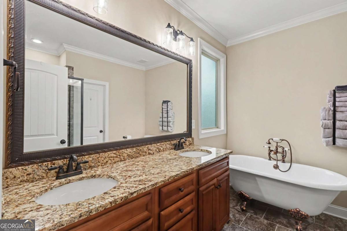 64 Blandwood Drive Property Photo 20