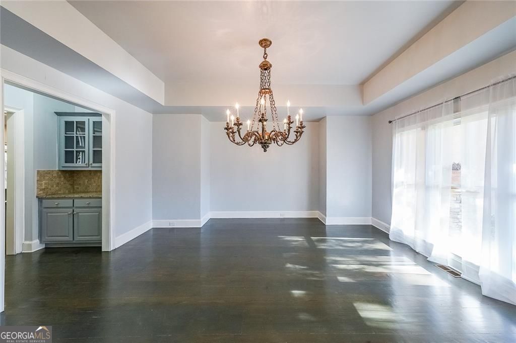 2747 Lockerly Lane Property Photo 3