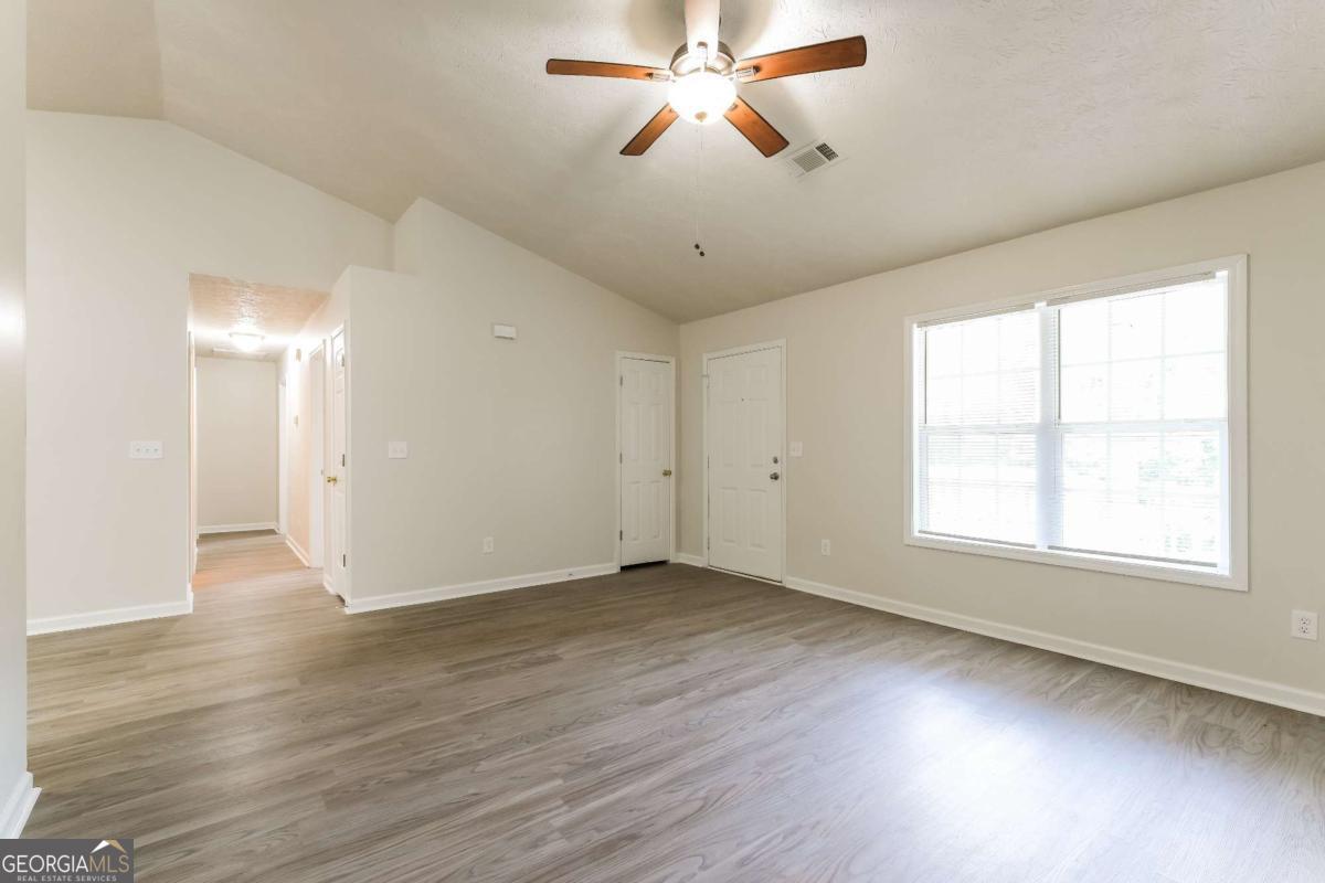 3140 Alenes Drive Property Photo 3