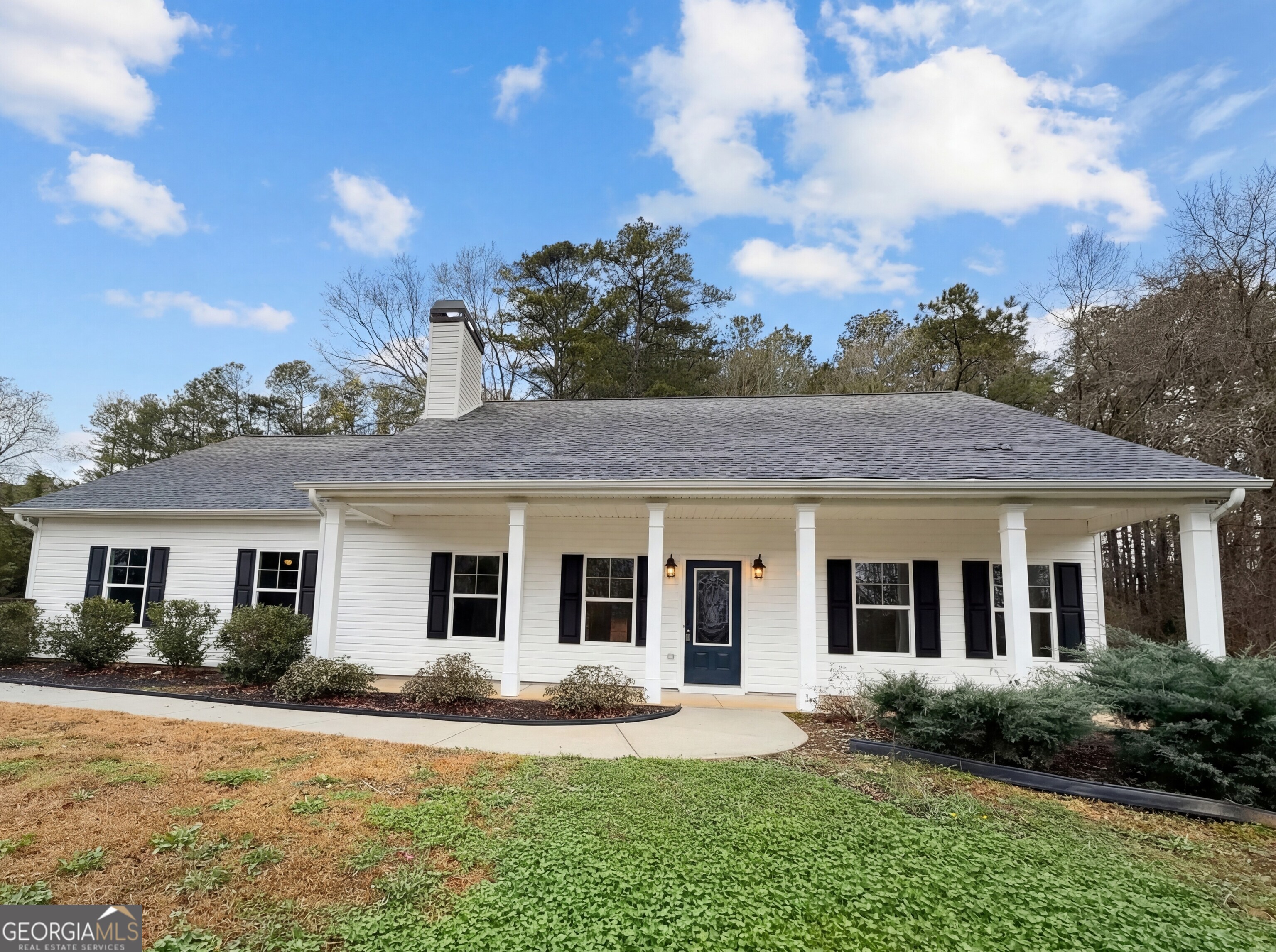 1841 Highway 138 Property Photo 1