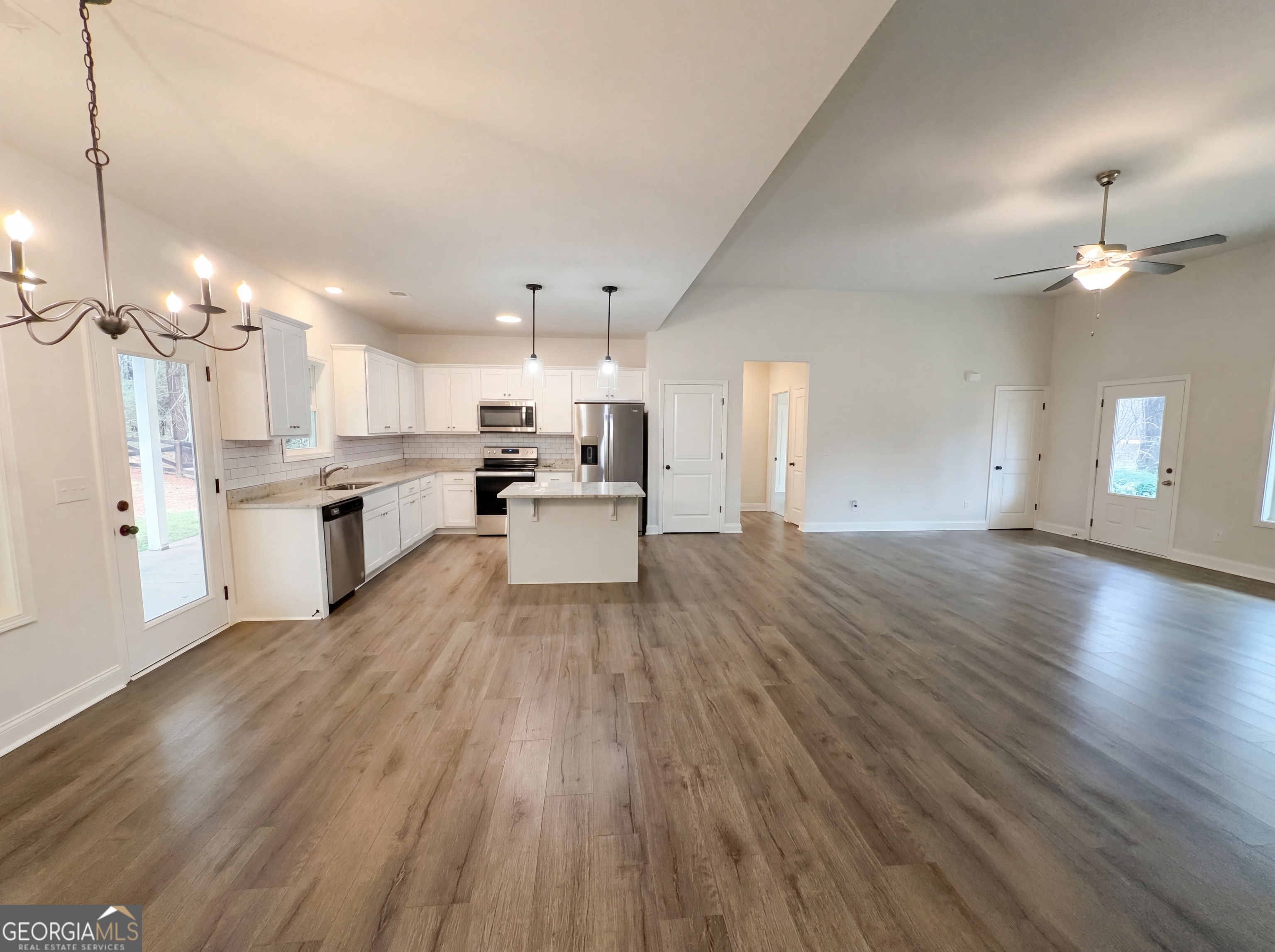 1841 Highway 138 Property Photo 10
