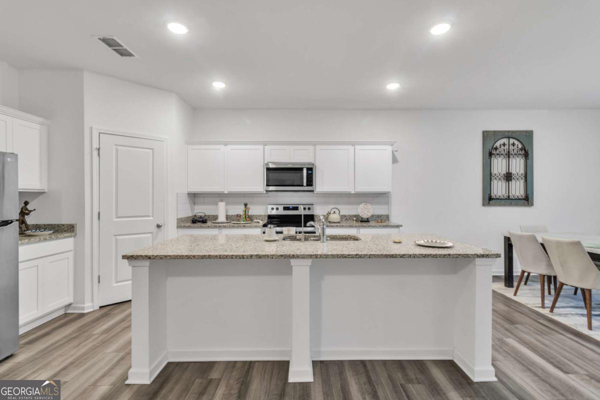 71 Carnaby Street Property Photo 19
