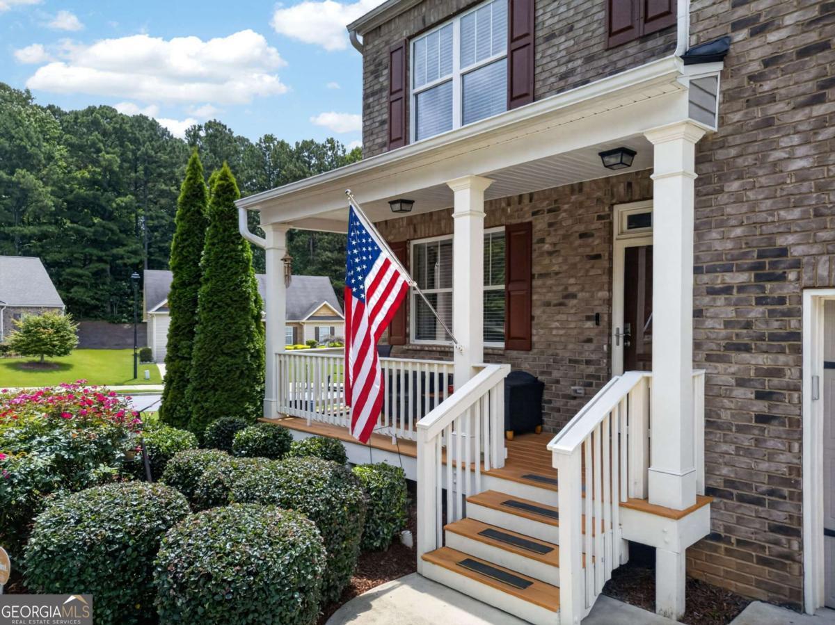 408 Aviary Lane