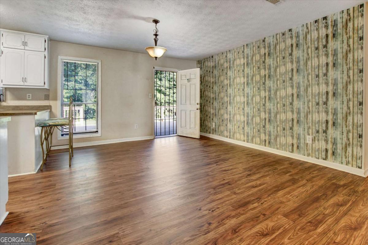 11553 Matthews Trail Property Photo 4