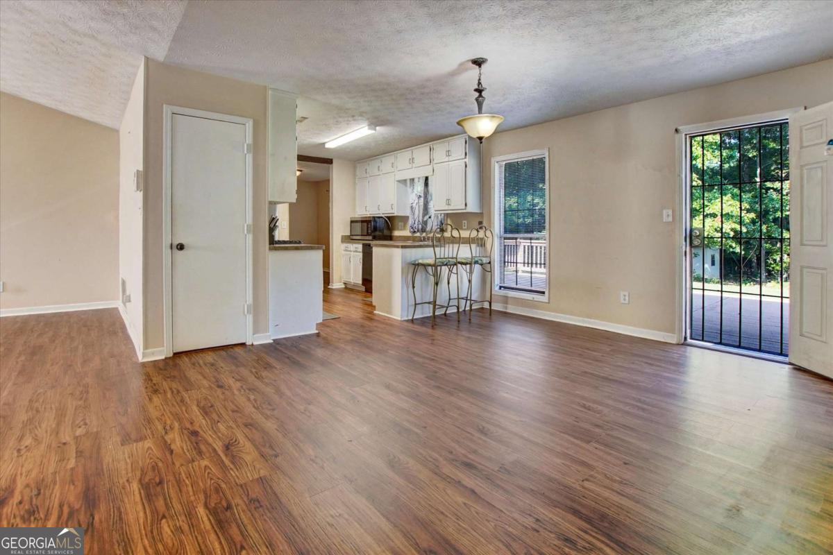 11553 Matthews Trail Property Photo 7