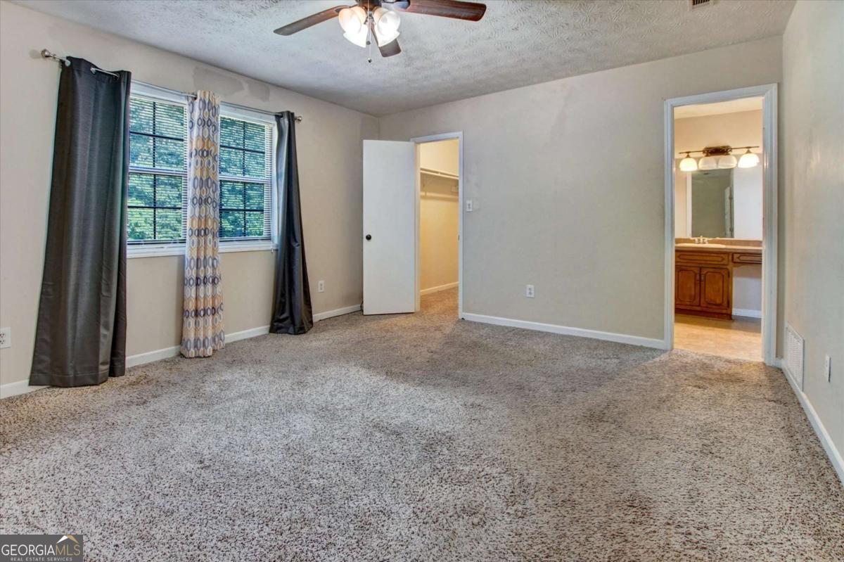 11553 Matthews Trail Property Photo 13