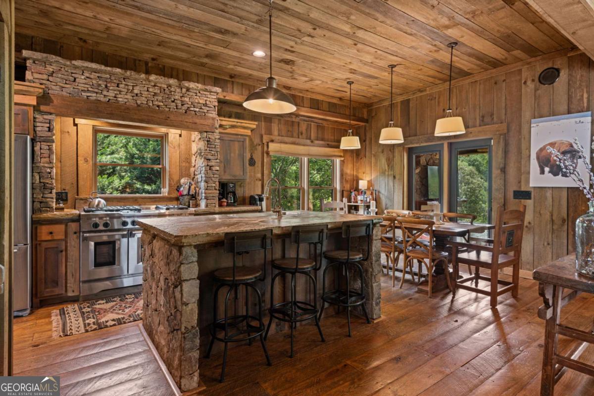 355 Old Camp Loop Property Photo 13