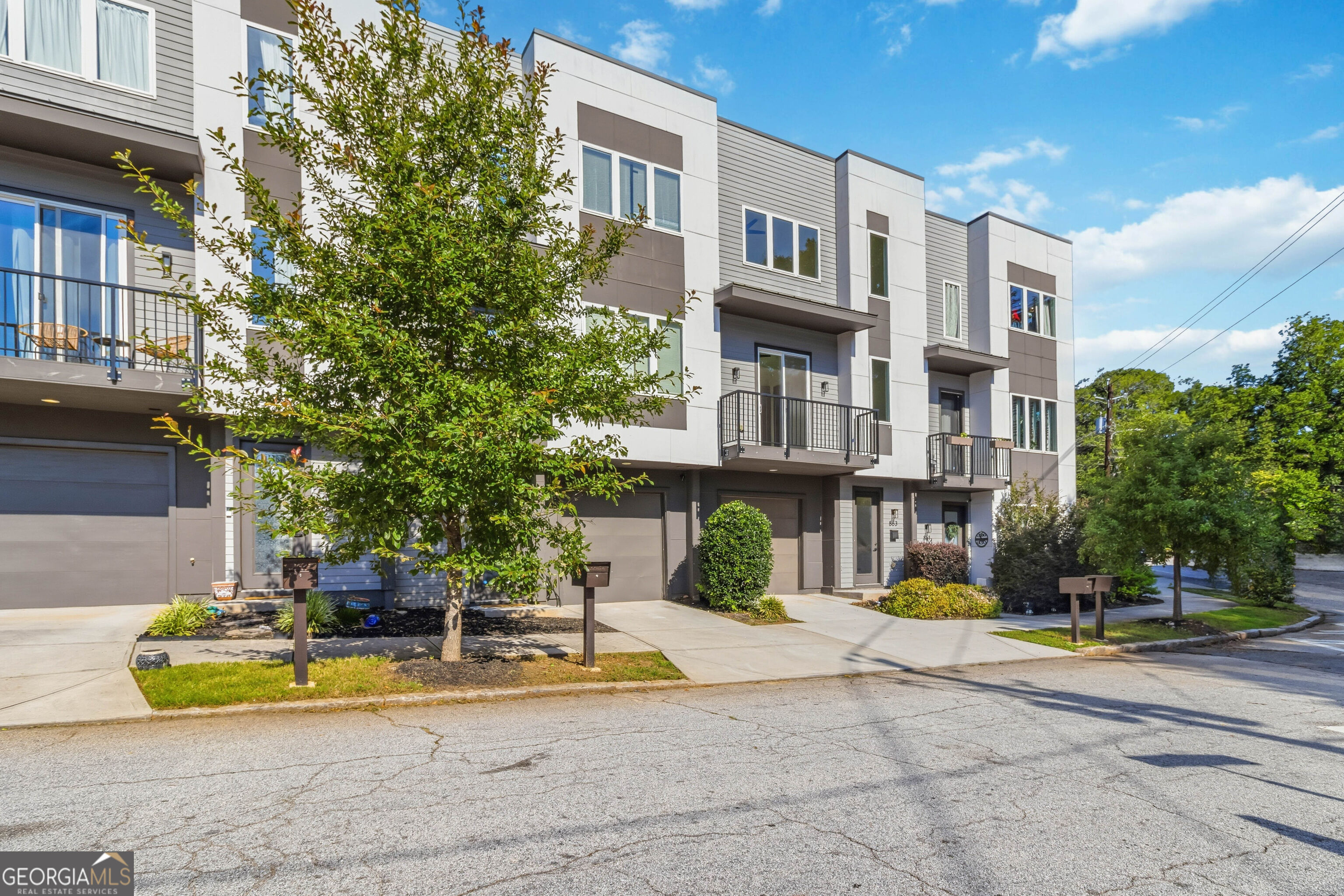 863 Cavanaugh Avenue Se # 106 Property Photo 2