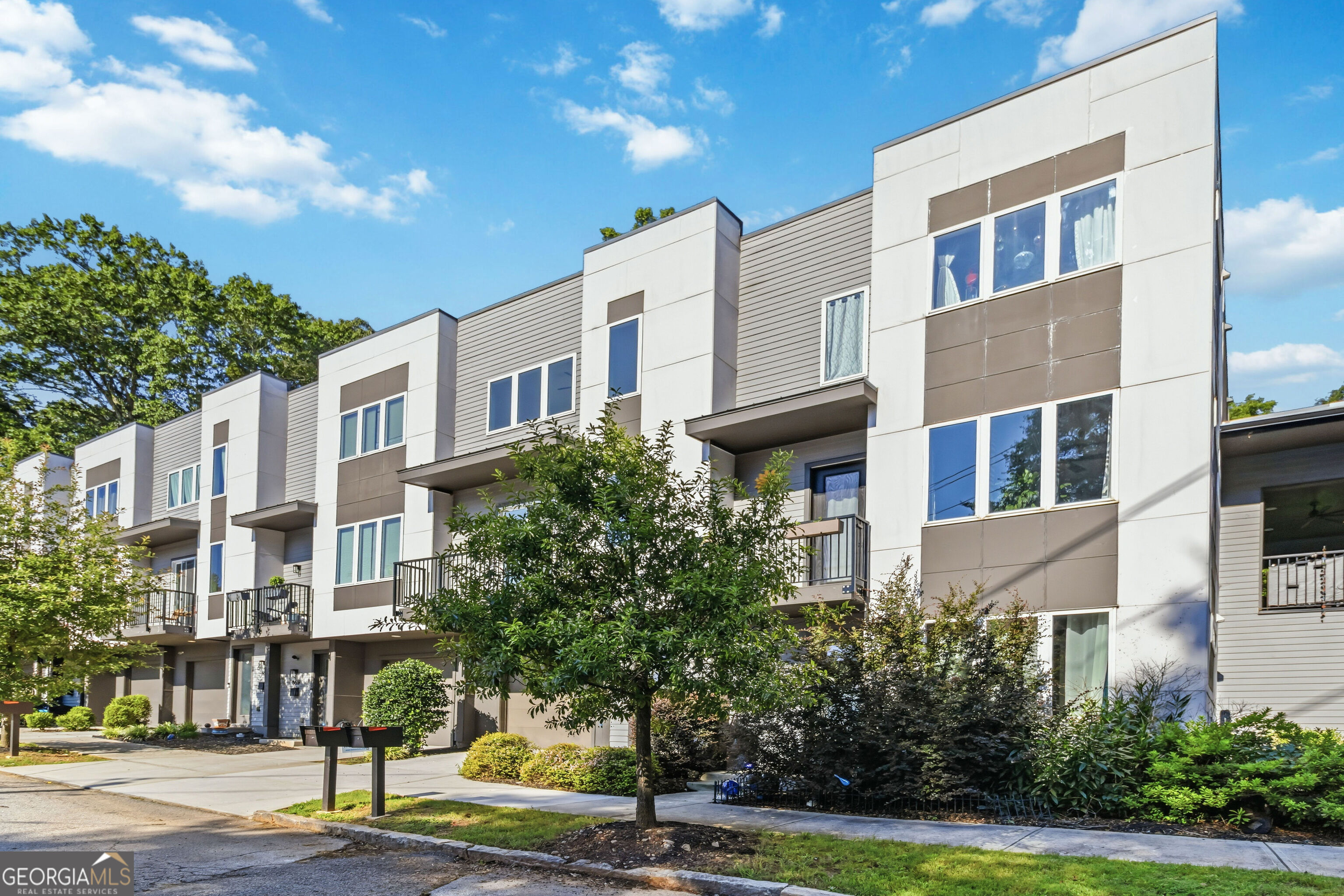 863 Cavanaugh Avenue Se # 106 Property Photo 3