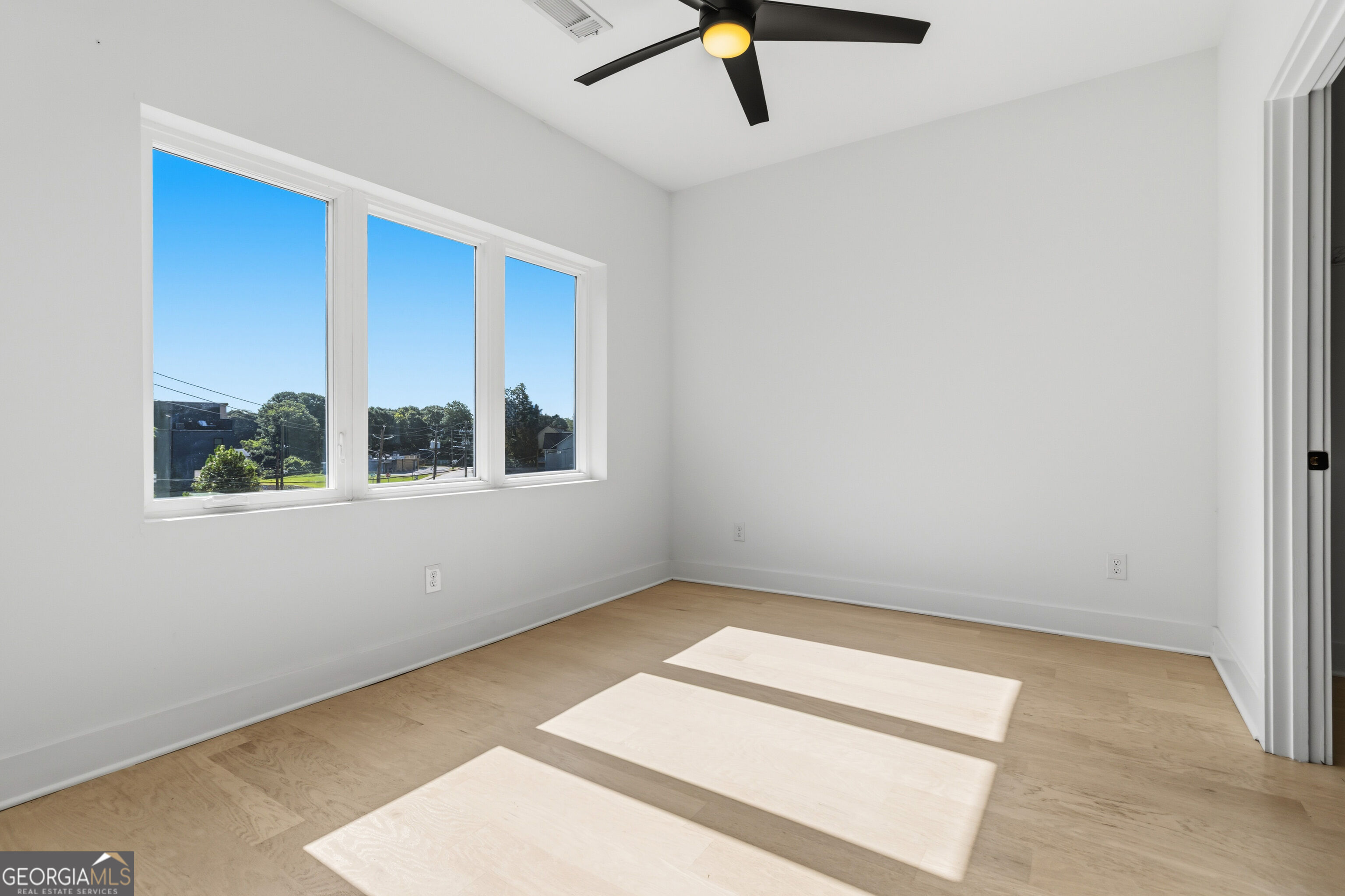 863 Cavanaugh Avenue Se # 106 Property Photo 22