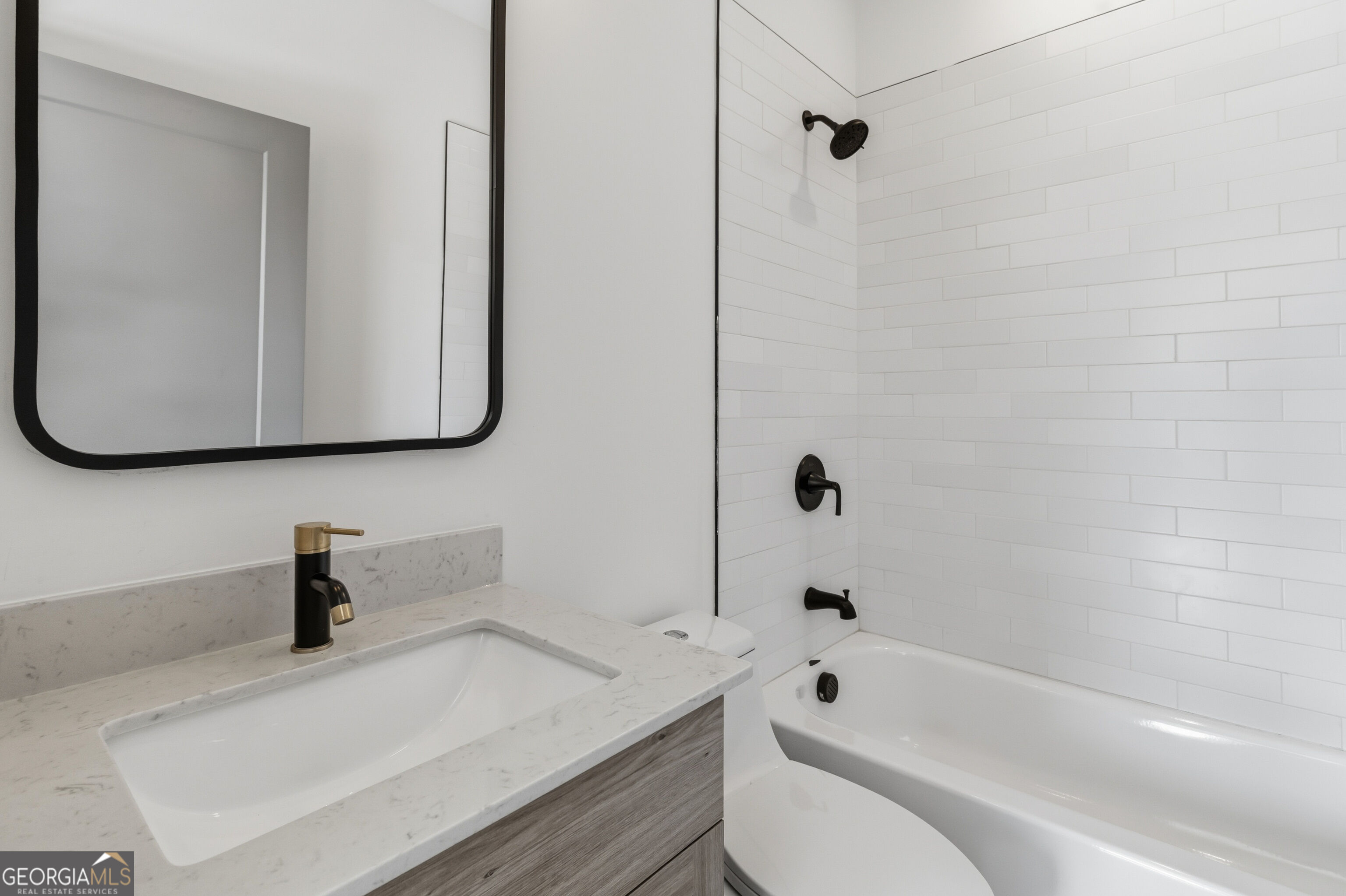 863 Cavanaugh Avenue Se # 106 Property Photo 24
