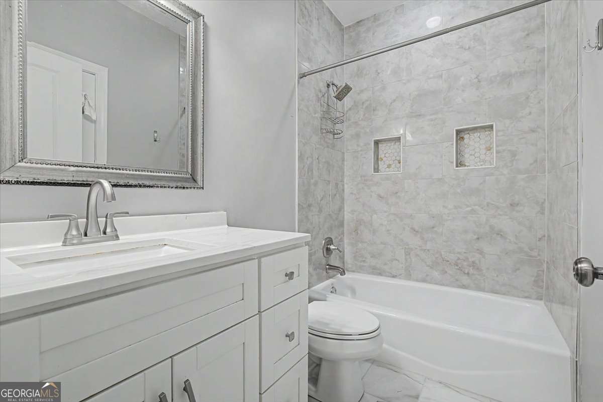 2356 Saint Davids Square Nw # 3 Property Photo 31