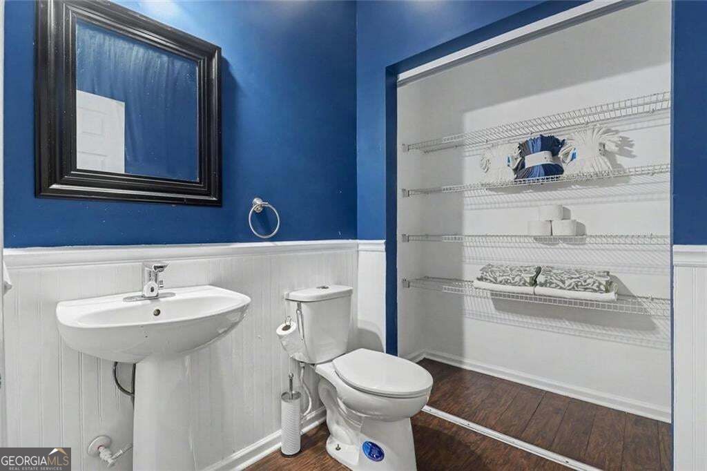 6195 Park Leaf Walk Property Photo 13