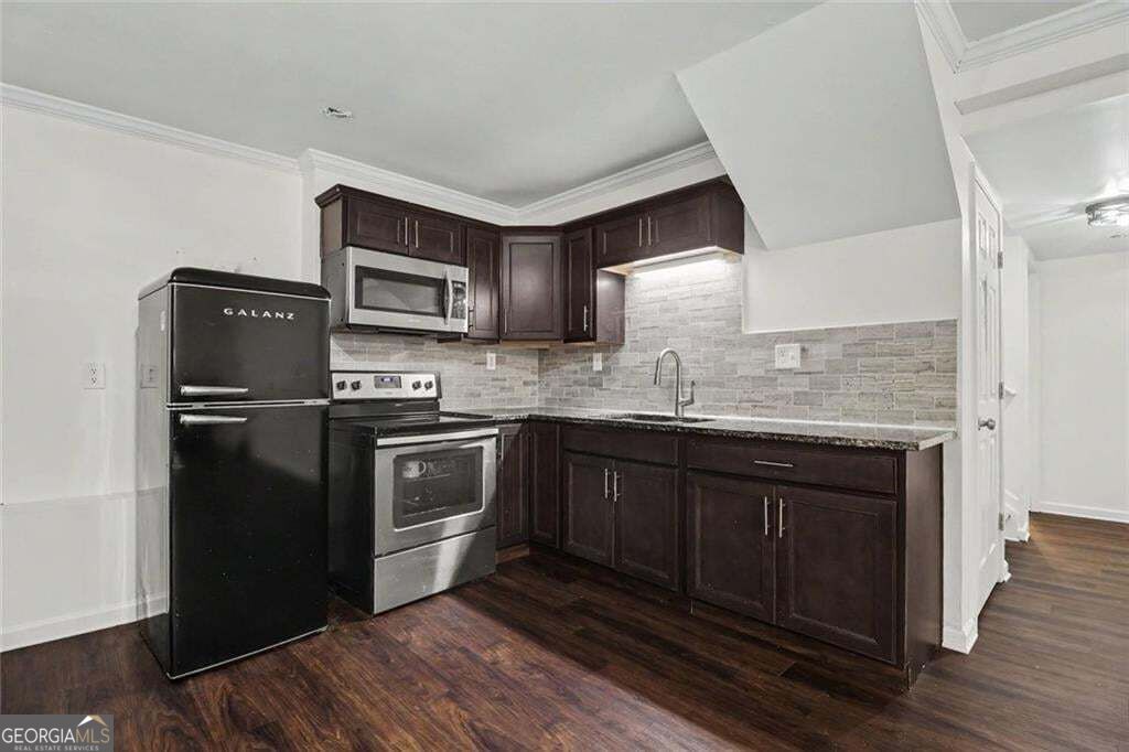 6195 Park Leaf Walk Property Photo 25