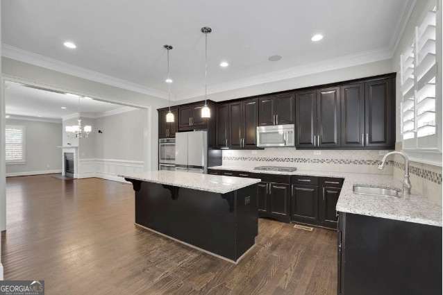 3279 Matthewson Way Property Photo 18