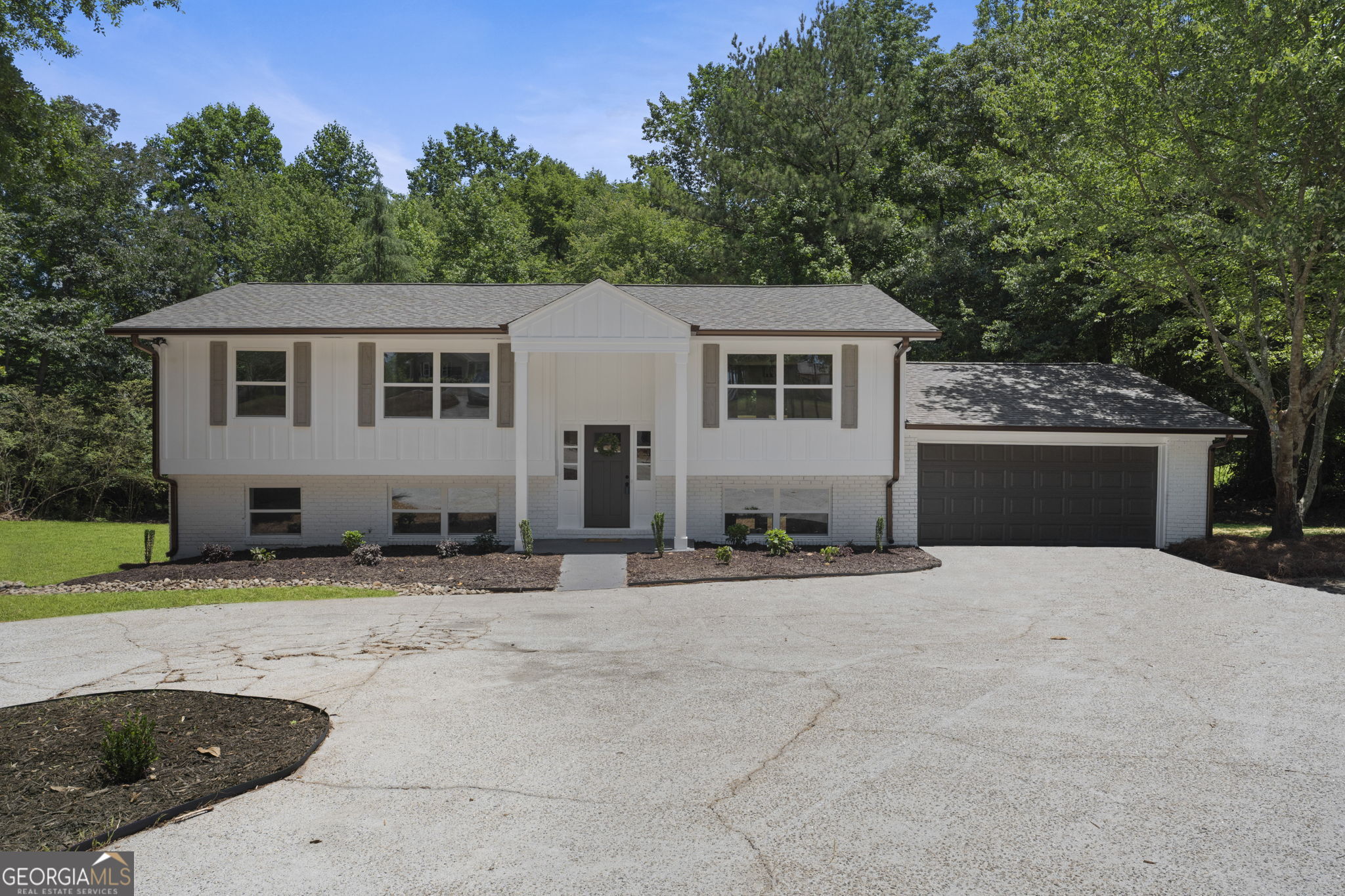 381 Thigpen Road Property Photo 1