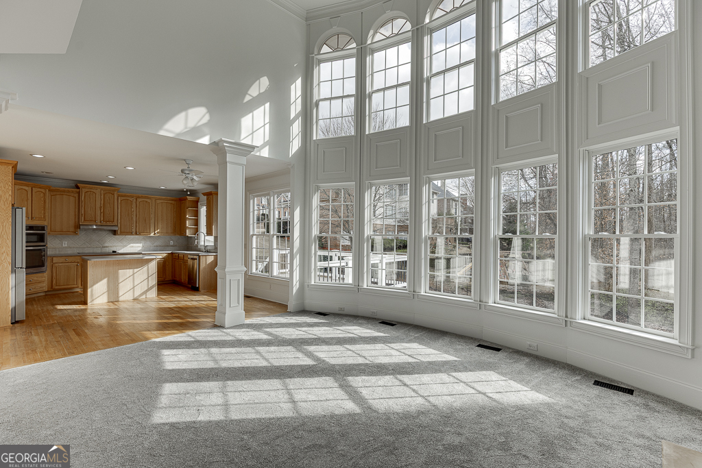 2747 Pathview Drive Property Photo 5
