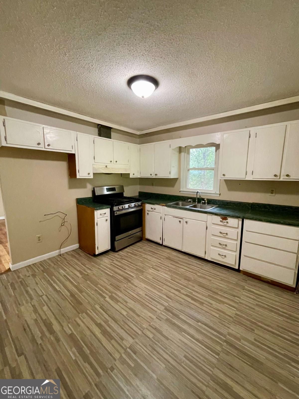 205 Lovelace Way Property Photo 6